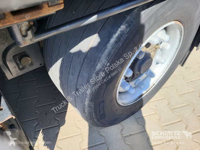 Semitrailer Wielton Schiebeplane Mega