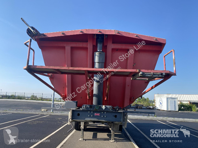 Oplegger  Semitrailer Tipper Steel half pipe body