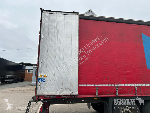 Semitrailer Schmitz Cargobull Curtainsider...