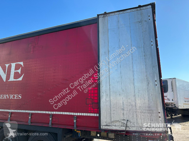 نصف مقطورة Schmitz Cargobull Curtainsider...