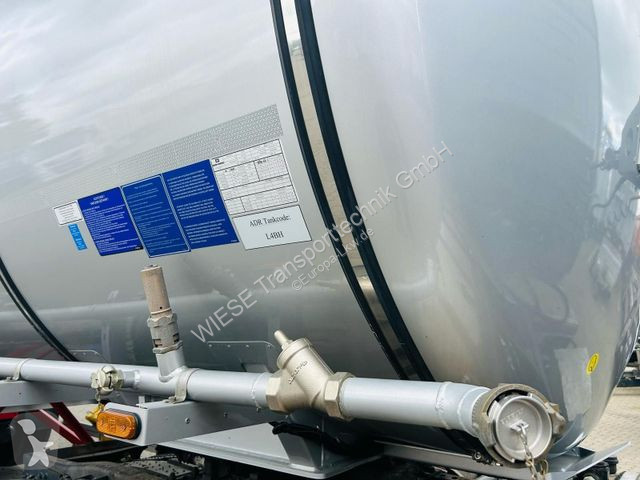 Semitrailer Kässbohrer STS.SS Edelstahl...