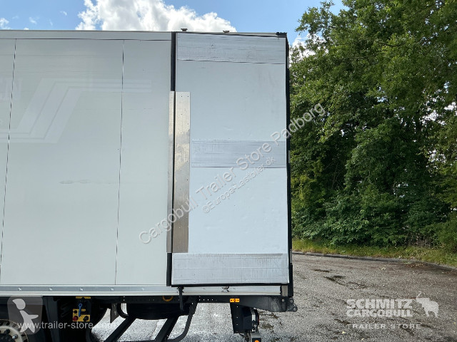 Oplegger Schmitz Cargobull Tiefkühler Fleischhang