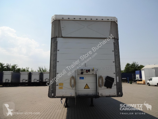 Sættevogn Schmitz Cargobull Curtainsider Varios