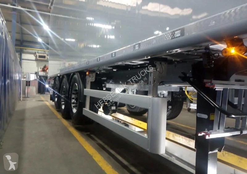 نصف مقطورة Kraker trailers 72m3 11M Agrar 2x...