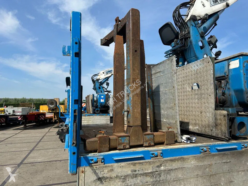 Semitrailer Pacton 4 X 4 ASSIGE MET KENNIS...