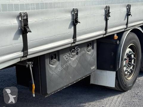 Semitrailer Fruehauf