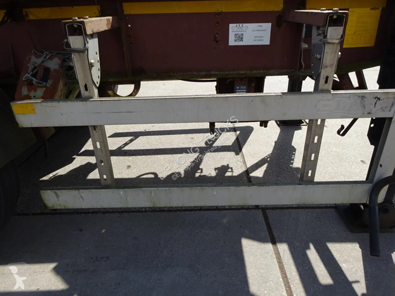 Semitrailer LAG Container Chassis / 20-30FT /...