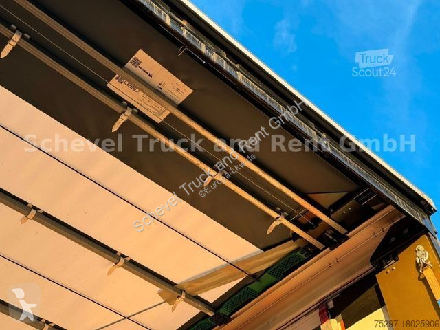 Semitrailer Wielton NS-3 Liftachse, Edscha...