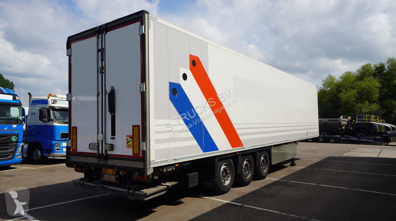 Semirimorchio Schmitz Cargobull 3 AXLE FRIGO...