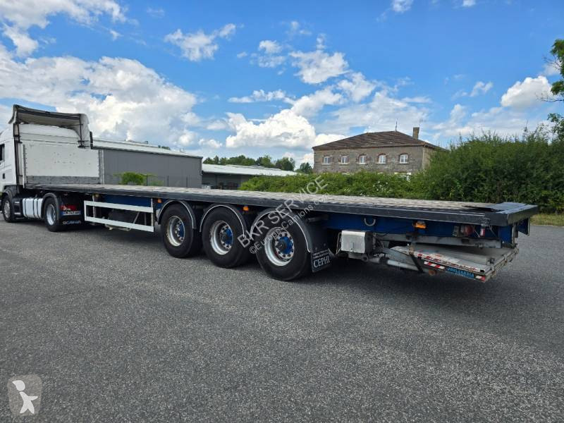 Semitrailer General Trailers