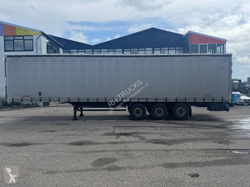 Oplegger Kögel S24 / 3X BPW AXLE + SLIDING ROOF