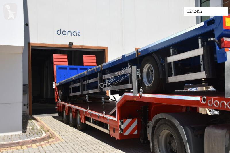 Semiremorca Donat 3 axle heavy duty lowbed