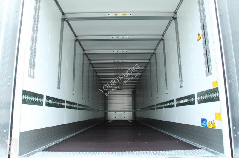 Semi remorque Schmitz Cargobull Koffer    DS...