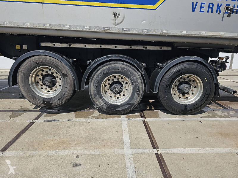 Oplegger Carnehl 26M3