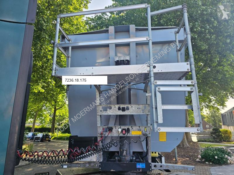 Oplegger Schmitz Cargobull SGF