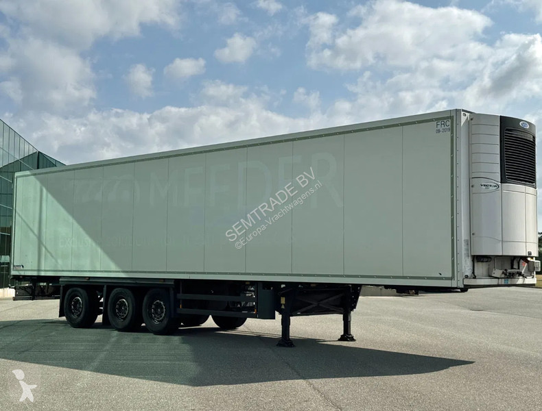 Oplegger Schmitz Cargobull 3-AS STUURAS CARRIER...