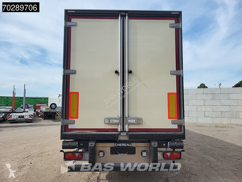 Semitrailer Chereau Thermoking SLXe 300 3 axles...