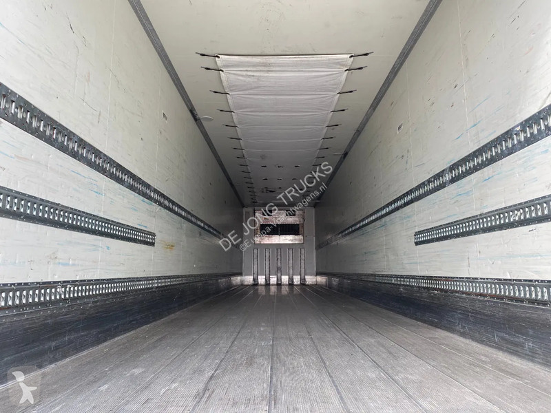Semitrailer Kögel S24-4 Frigo / Carrier Vector...