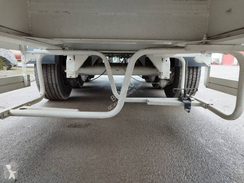 Semitrailer Benalu