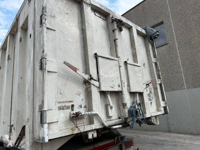 Semirimorchio Fruehauf