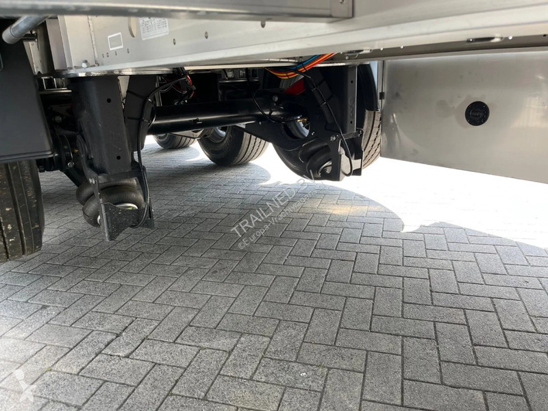 نصف مقطورة  K200 - 92m3 Liftas ALU chassis...