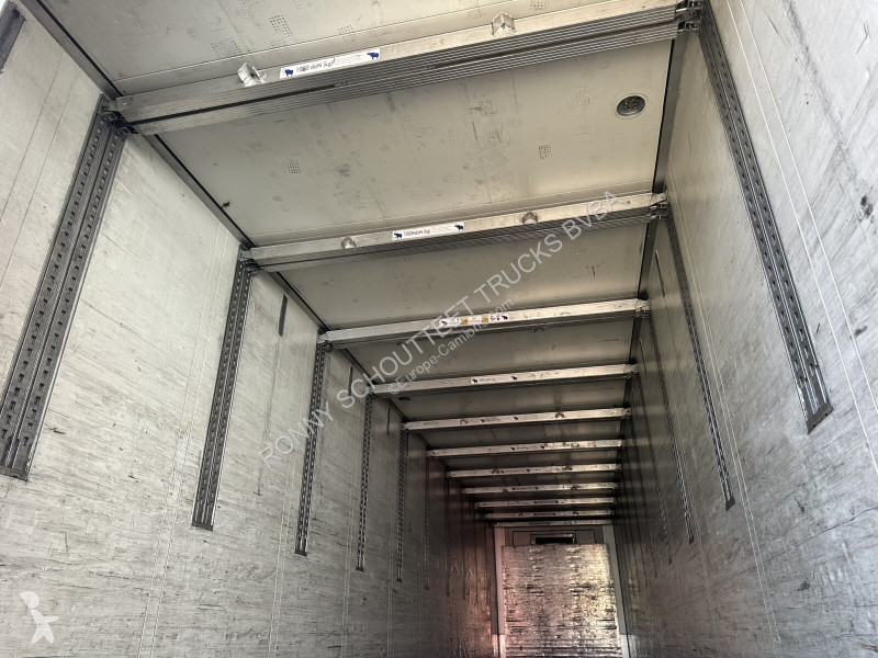 Semi remorque Schmitz Cargobull SKO 24/L-13.62...