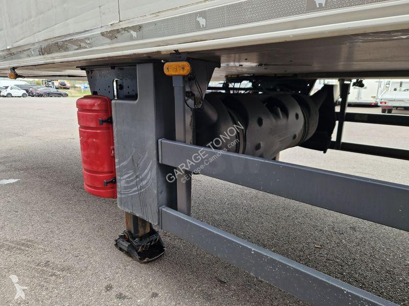 نصف مقطورة Schmitz Cargobull  FRIGORIFIQUE + HAYON