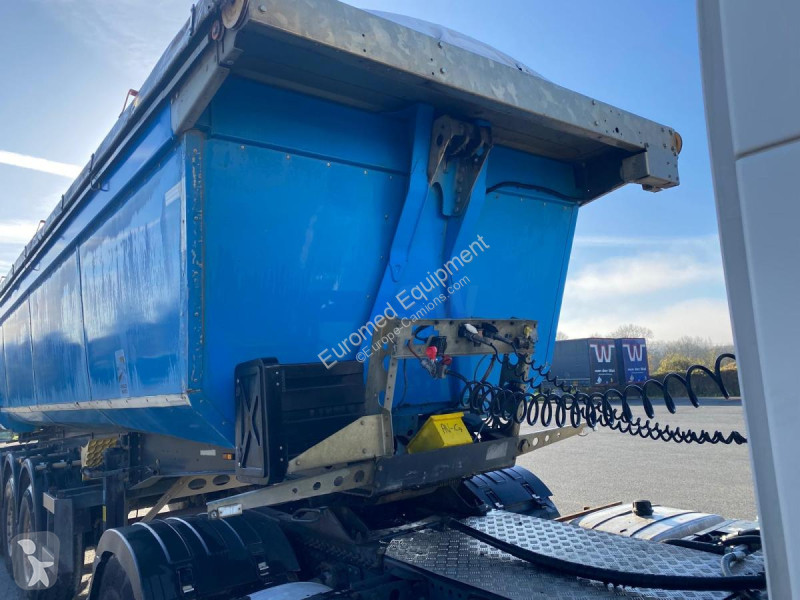 Semi remorque Schmitz Cargobull  SGF*S3
