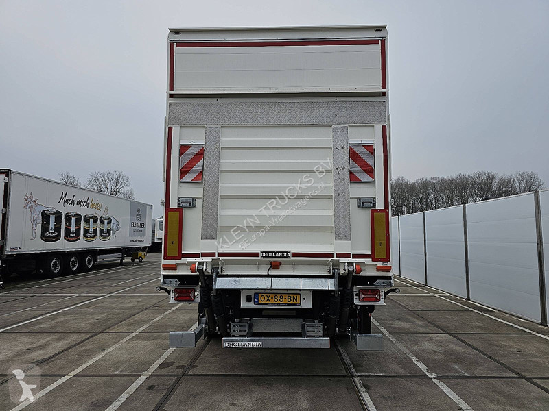 Полуприцеп  TFSH 09 KOFFER STUURAS LAADKLEP