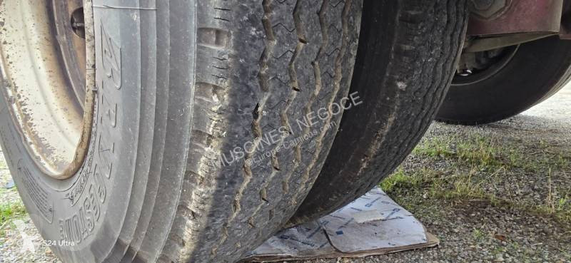 نصف مقطورة Fruehauf