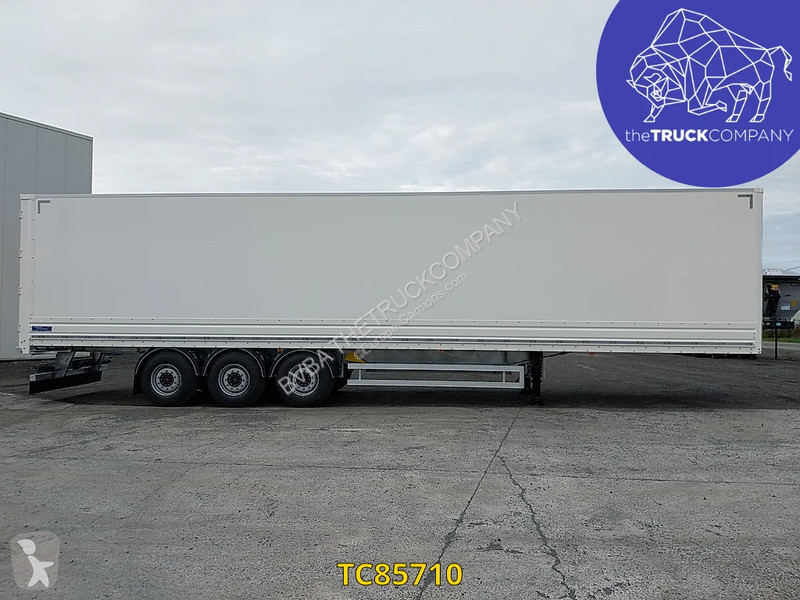 نصف مقطورة Hoet Trailer  HT.BOX