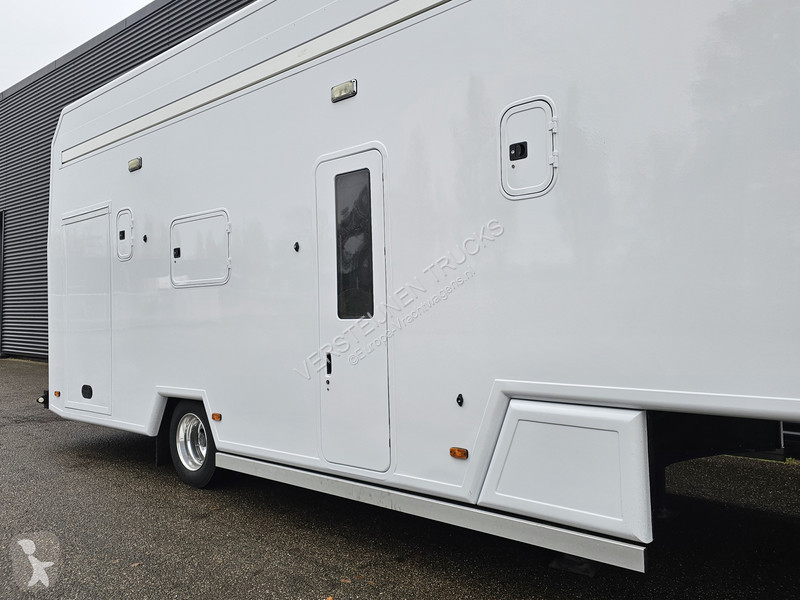 Полуприцеп  CAMPER TRAILER / MOBIL HOME