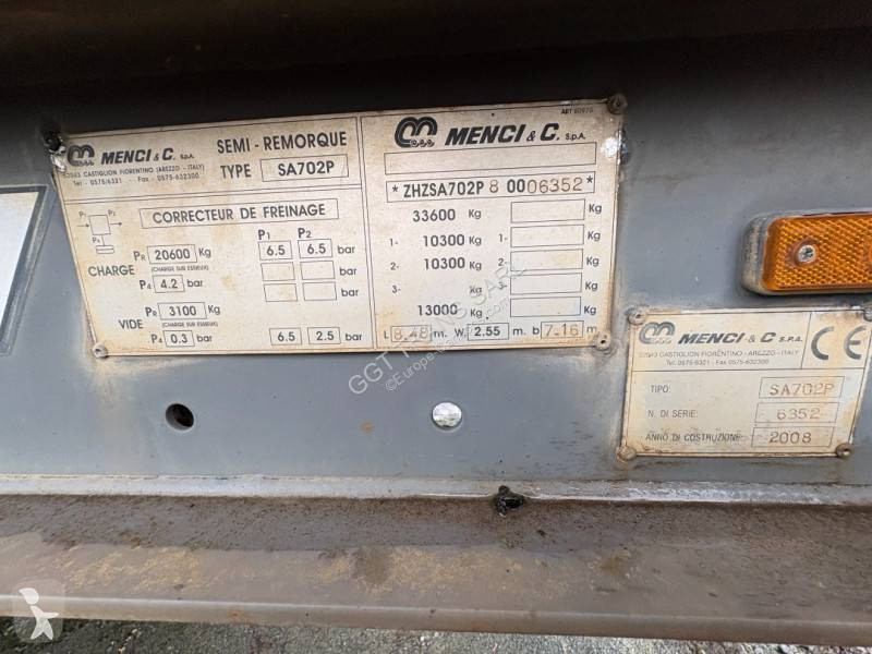 نصف مقطورة Menci