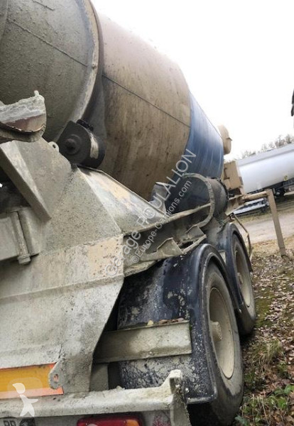 نصف مقطورة Dorgler  BÉTON