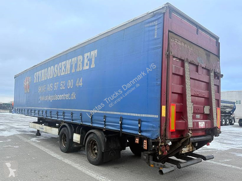 نصف مقطورة Krone Curtainsider / City-Plane LBW