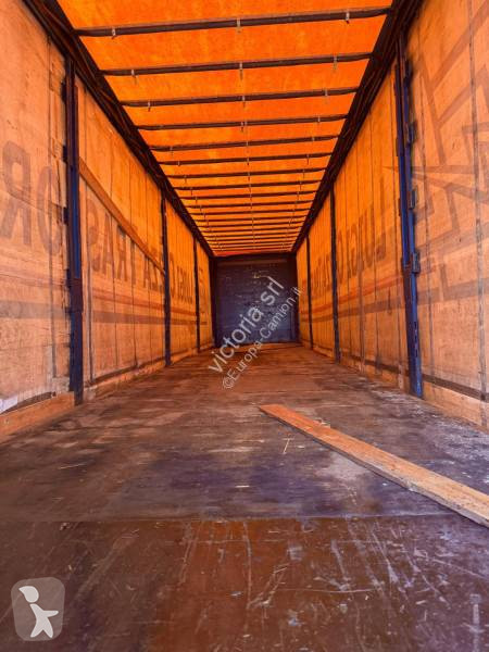 نصف مقطورة Schmitz Cargobull