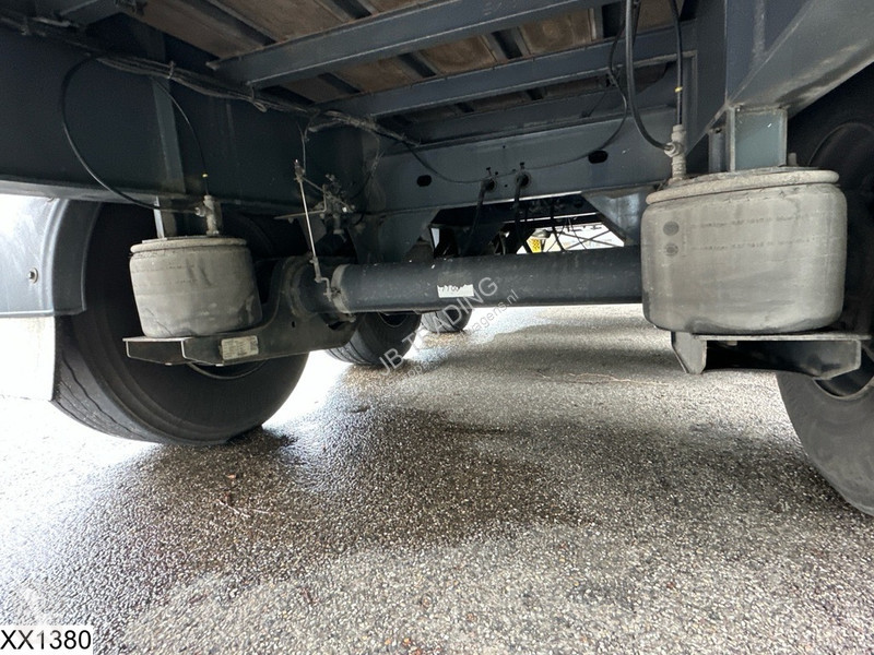 Semirremolque Fruehauf Tautliner Lift axle