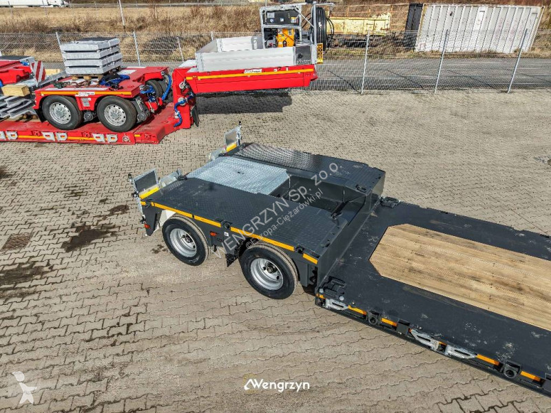 Náves MAX Trailer 2 axle | Tiefbett | Lowbed