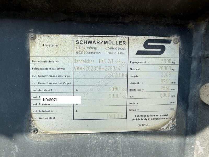 نصف مقطورة Schwarzmüller