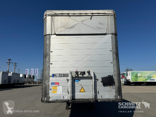 نصف مقطورة Schmitz Cargobull Curtainsider Mega