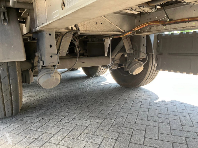نصف مقطورة  K200 - 92m3 Liftas Alcoa Agrar