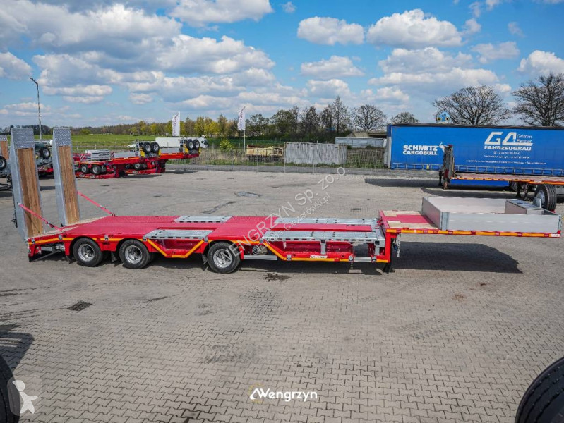 Náves MAX Trailer Semi | 3 axle | Radmulden
