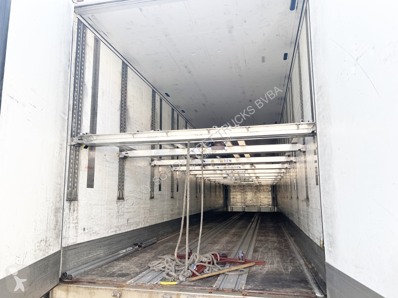 نصف مقطورة Schmitz Cargobull SKO 24/L-13.4 FP...