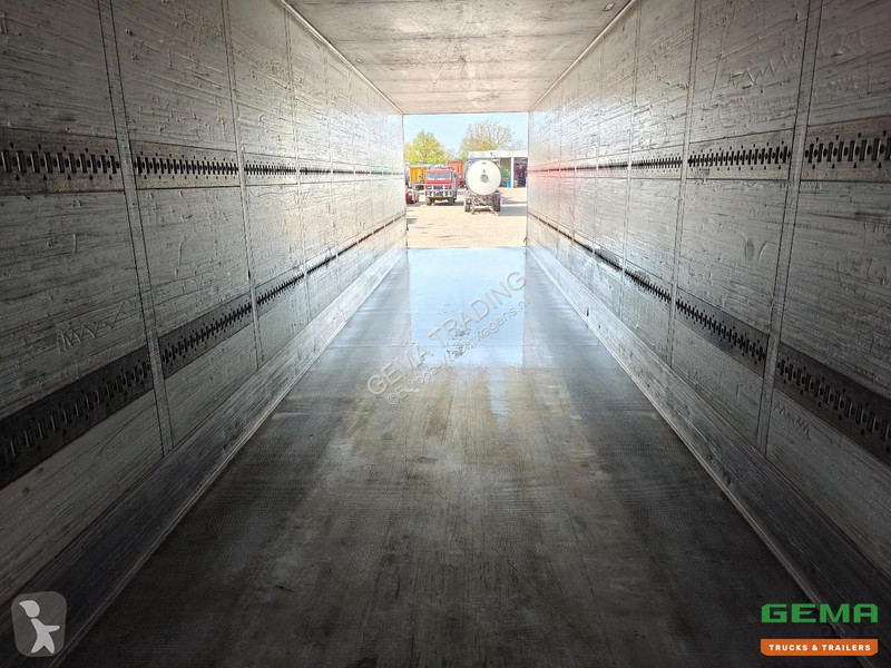 Semi remorque Schmitz Cargobull SCB S3B 13.6m...