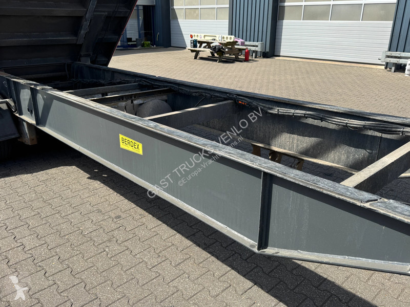 نصف مقطورة Berdex AV1010 45m3 Kipper Schamel...