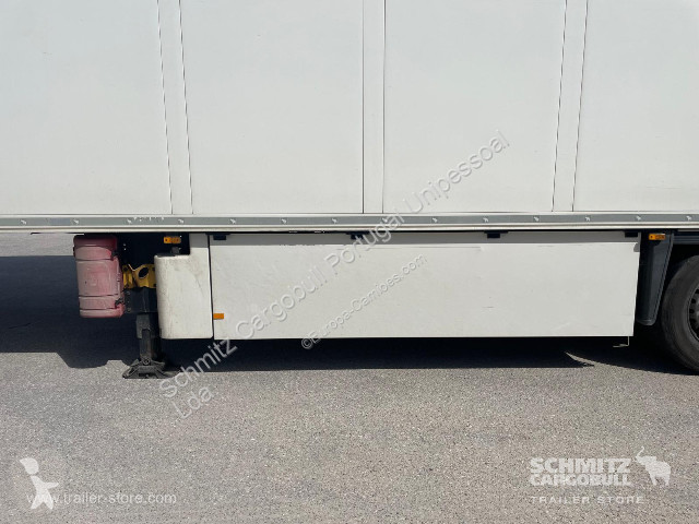 نصف مقطورة Schmitz Cargobull Semitrailer Reefer...