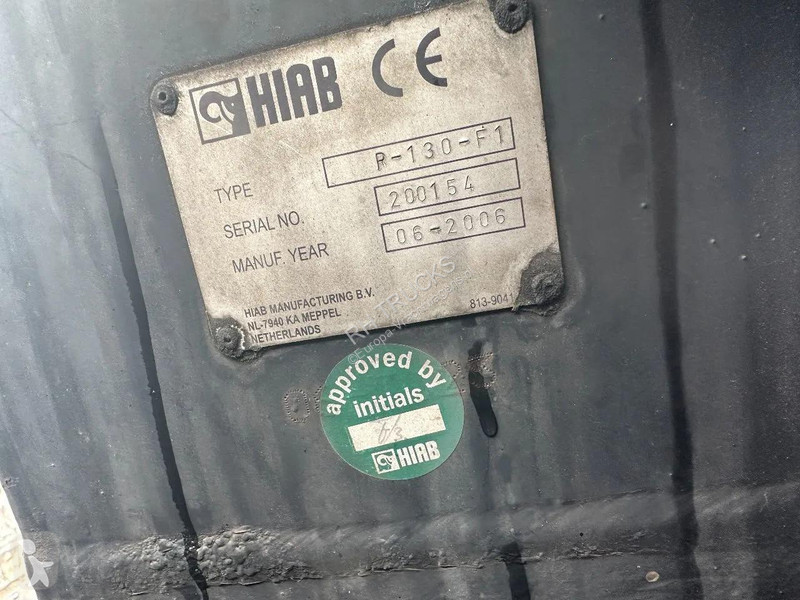 نصف مقطورة KWB P-423-STI-R 3 AXLE BPW + HIAB...