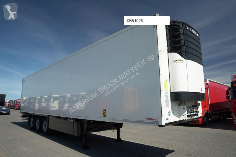 نصف مقطورة Schmitz Cargobull