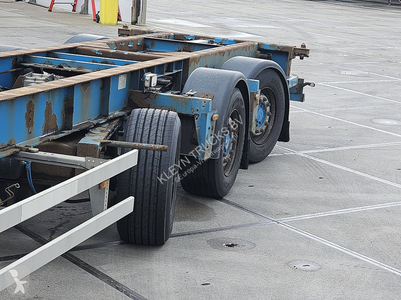 نصف مقطورة Renders CHASSIS PORTMASTER