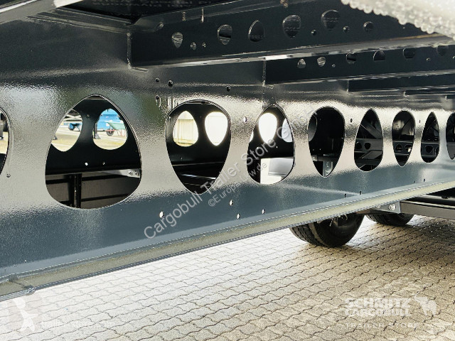 نصف مقطورة Berger Curtainsider Standard Getränke